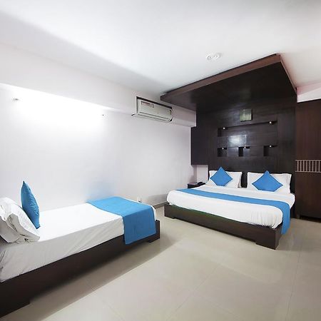 Hotel Durga International Νέο Δελχί Εξωτερικό φωτογραφία