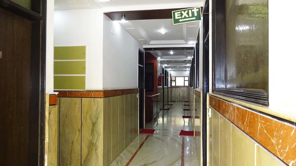 Hotel Durga International Νέο Δελχί Εξωτερικό φωτογραφία