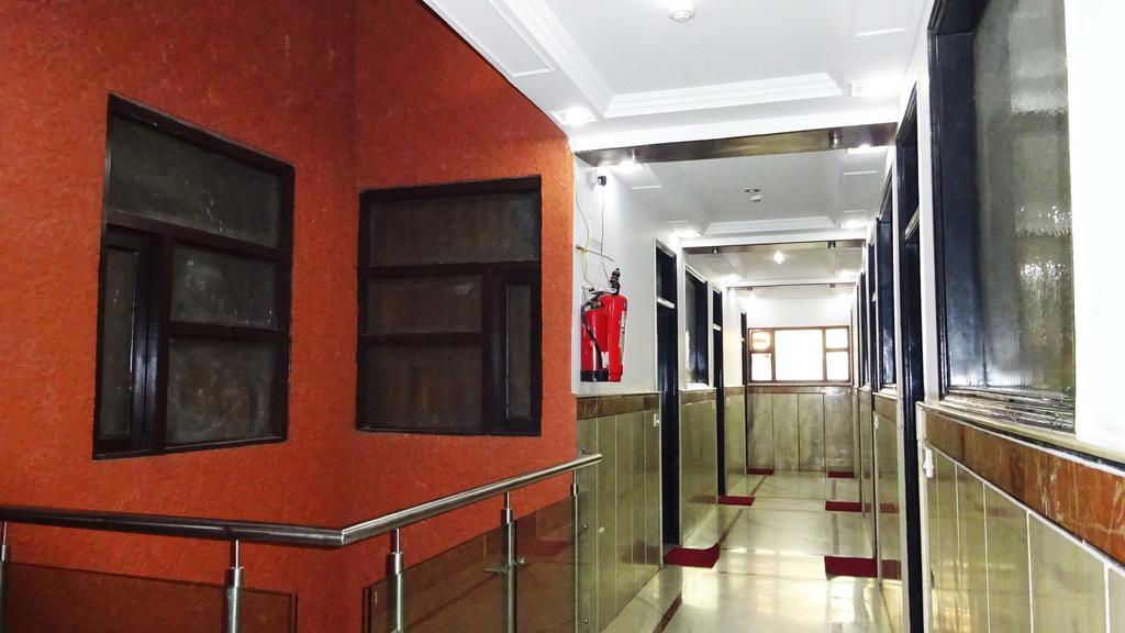 Hotel Durga International Νέο Δελχί Εξωτερικό φωτογραφία