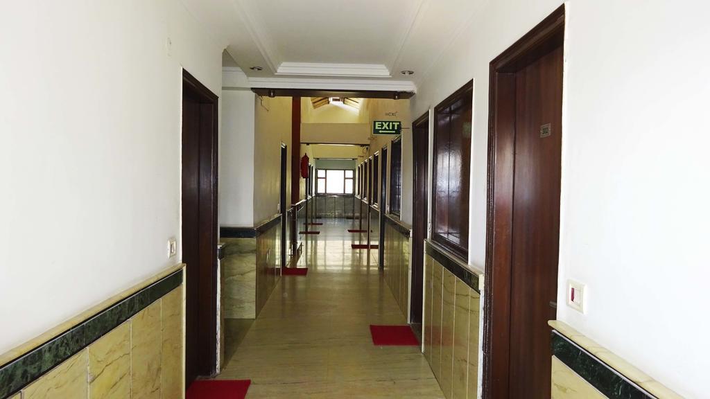 Hotel Durga International Νέο Δελχί Εξωτερικό φωτογραφία