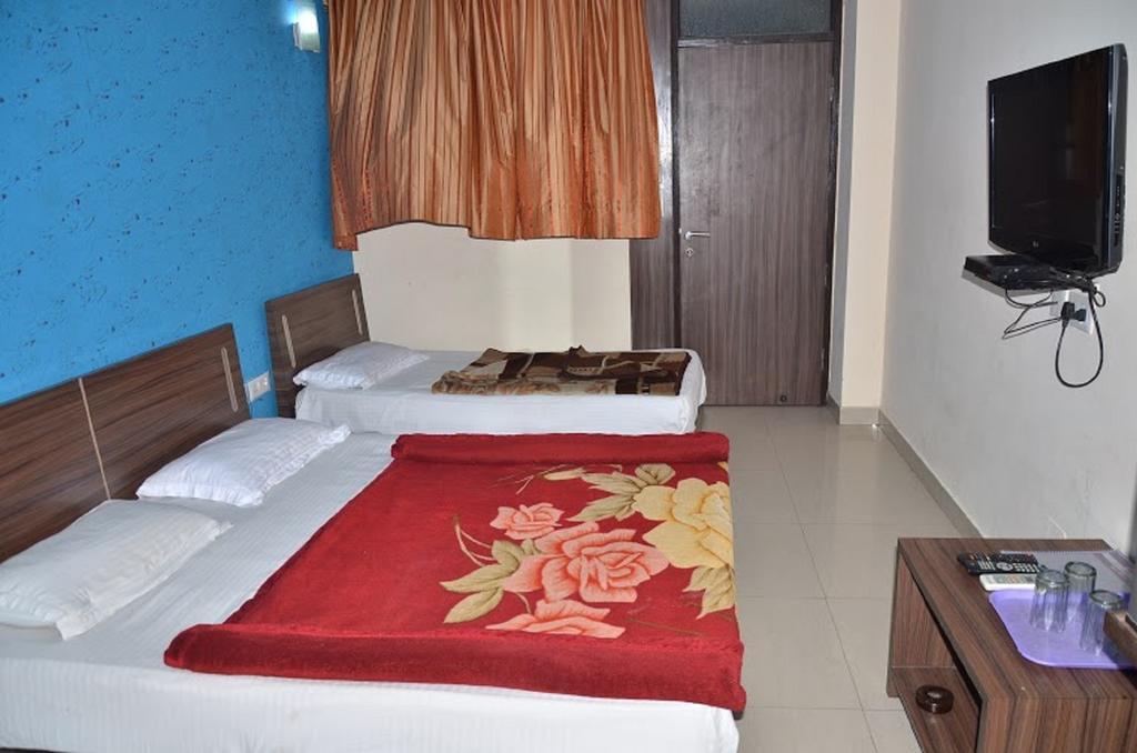 Hotel Durga International Νέο Δελχί Εξωτερικό φωτογραφία