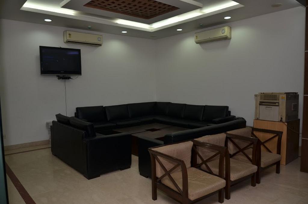 Hotel Durga International Νέο Δελχί Εξωτερικό φωτογραφία