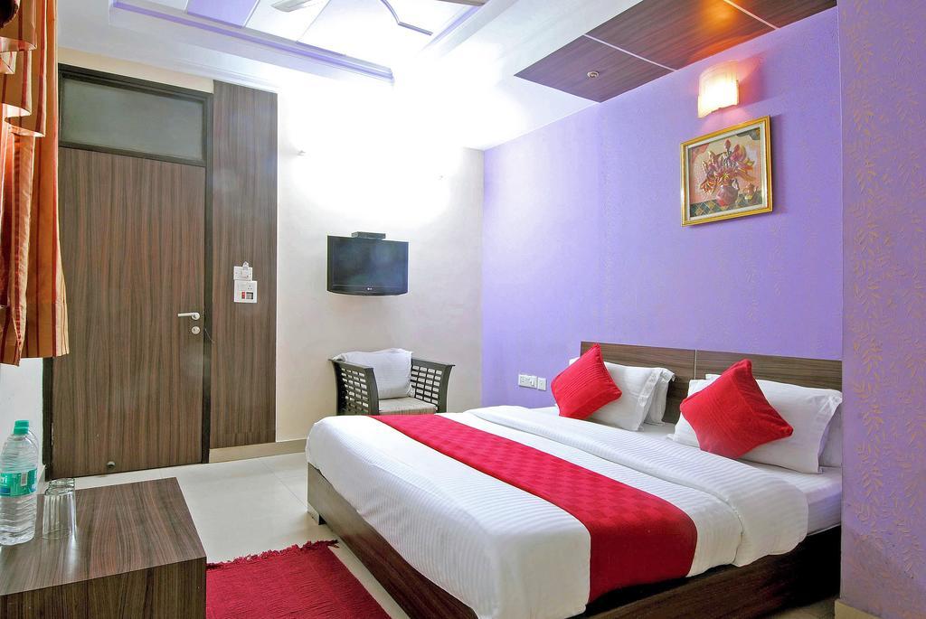 Hotel Durga International Νέο Δελχί Εξωτερικό φωτογραφία