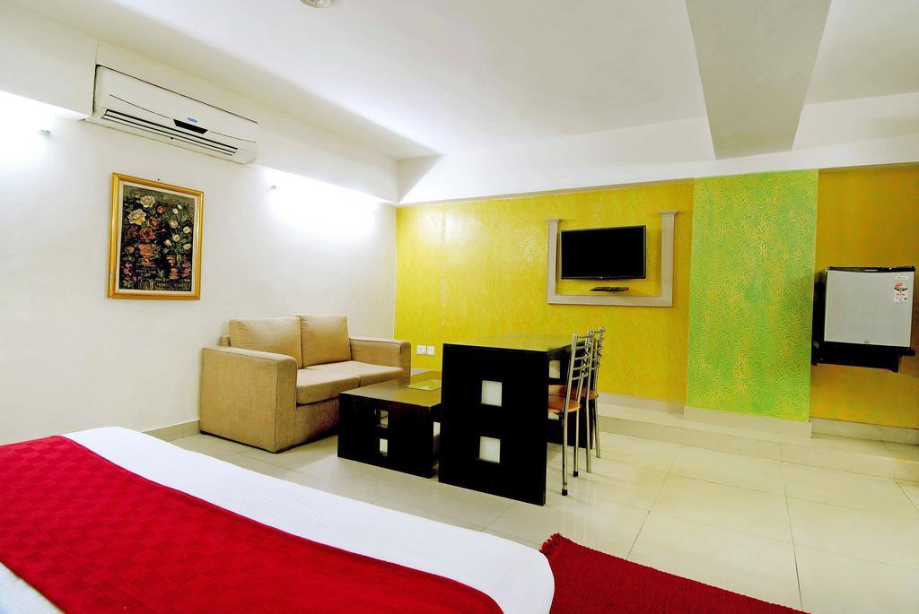 Hotel Durga International Νέο Δελχί Εξωτερικό φωτογραφία