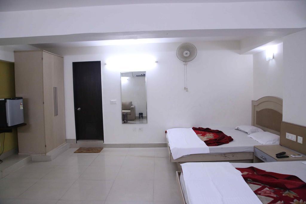 Hotel Durga International Νέο Δελχί Δωμάτιο φωτογραφία