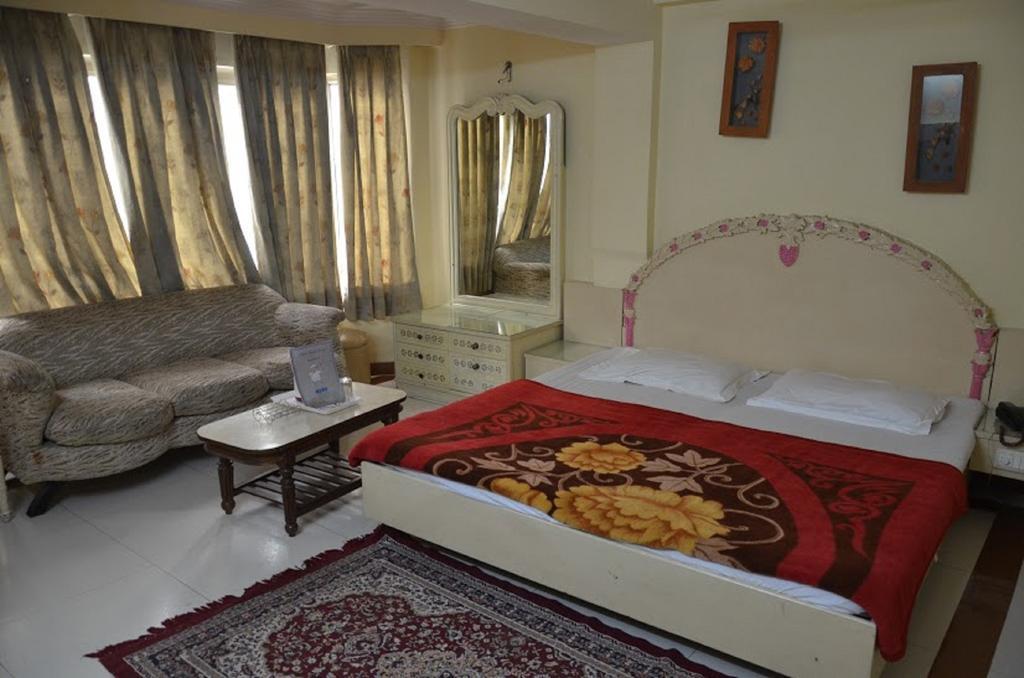 Hotel Durga International Νέο Δελχί Δωμάτιο φωτογραφία