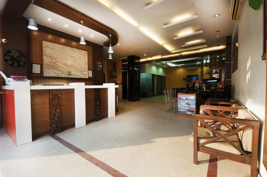 Hotel Durga International Νέο Δελχί Εξωτερικό φωτογραφία